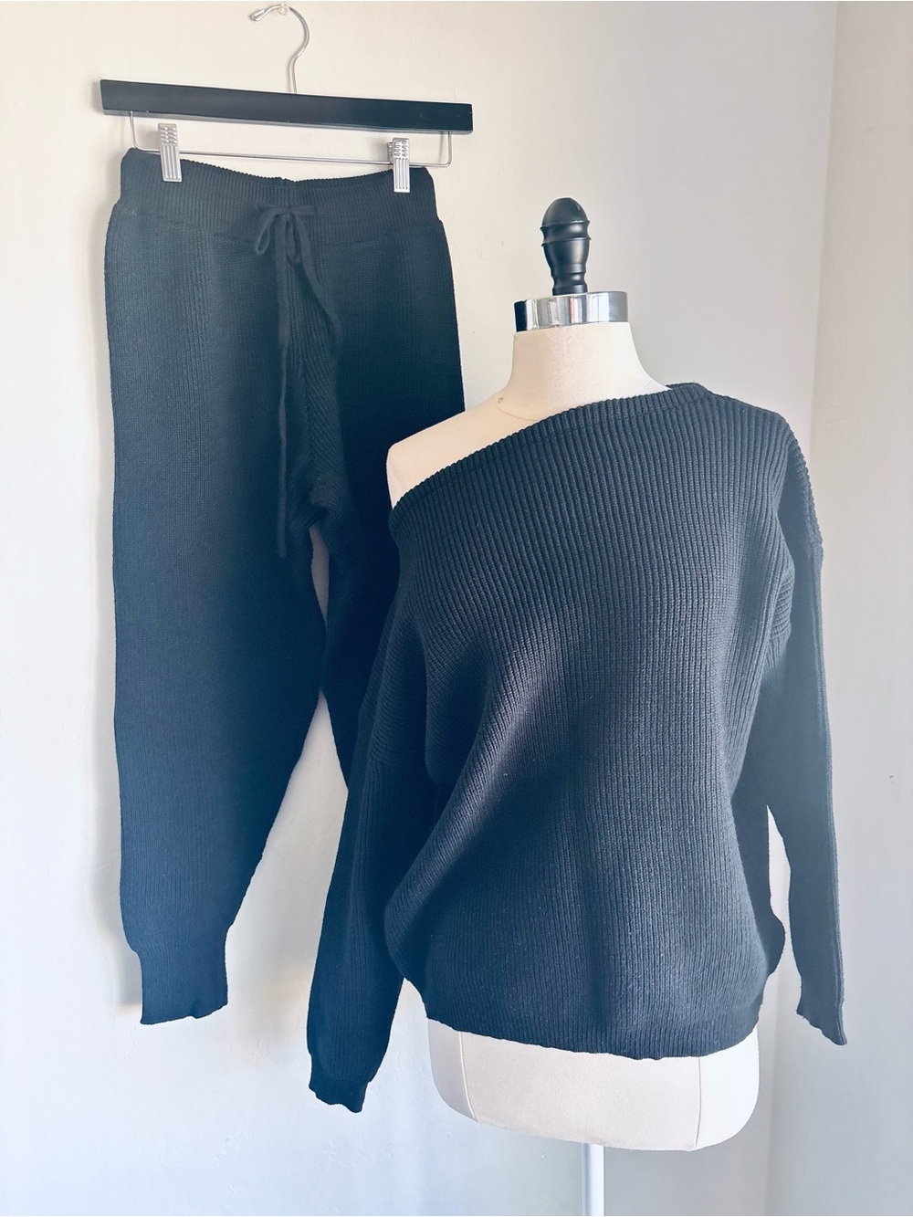 Black Ribbed Wide Neck, Off-the-Shoulder Knit Sweater + Knit Jogger Pants Set, S